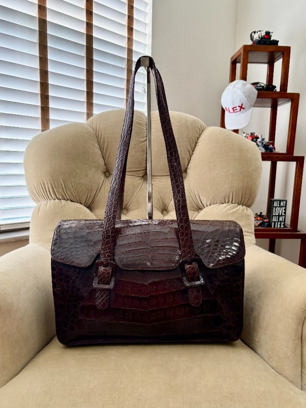 VTG Auth. TITTI DELL' ACQUA by MAXIMA Genuine Alligator Large Satchel..GORGEOUS!